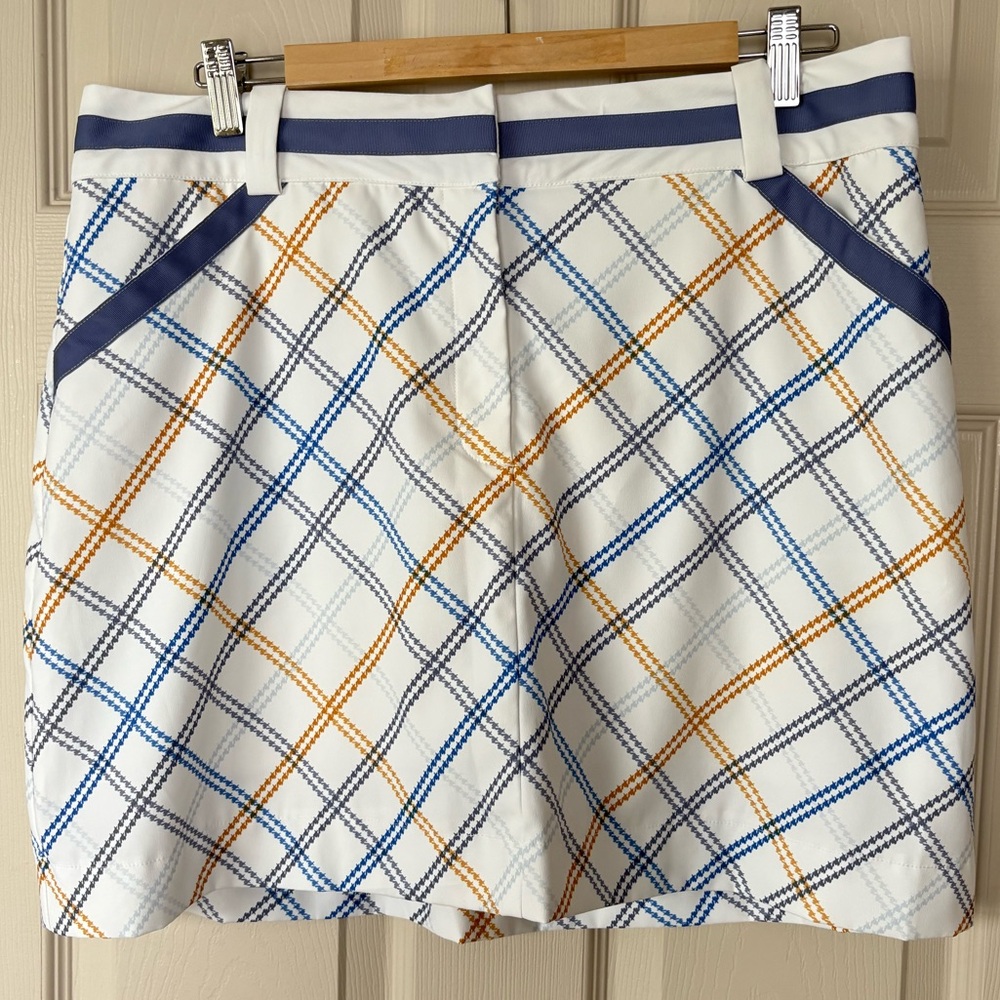 Nike Plaid White and Blue Skorts